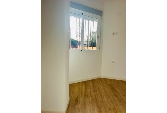 Herverkoop - Appartement / Flat -
Pilar de la Horadada - Torre de la Horadada