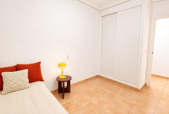 Resale - Apartment / Flat -
Torrevieja - Playa del Cura