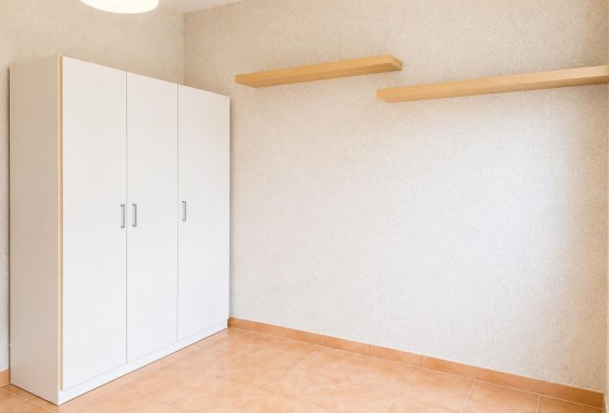 Resale - Apartment / Flat -
Torrevieja - Playa del Cura