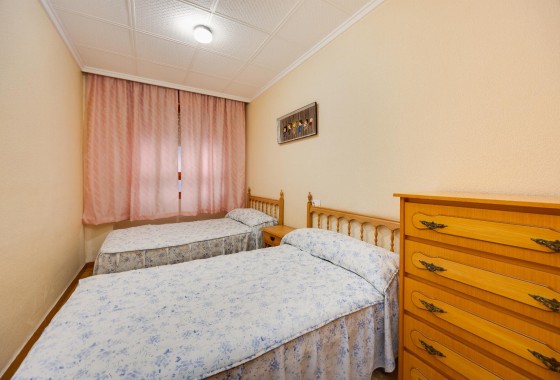 Sprzedaż - Apartament / Mieszkanie -
Torrevieja - Playa del Acequión
