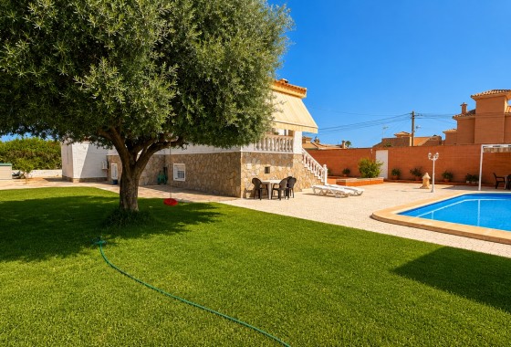 Sprzedaż - Willa wolnostojąca -
Torrevieja - La Siesta