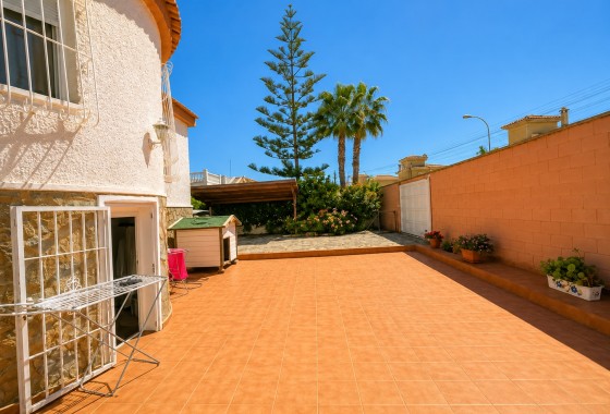 Sprzedaż - Willa wolnostojąca -
Torrevieja - La Siesta