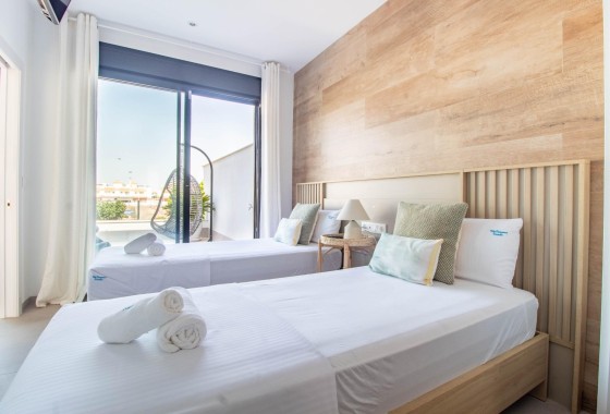Revente - Maison de ville -
Santiago de la ribera - zona san blas