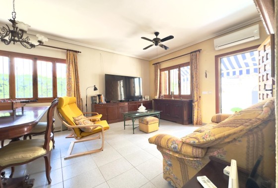 Revente - Villa Individuelle -
Orihuela Costa - La Zenia