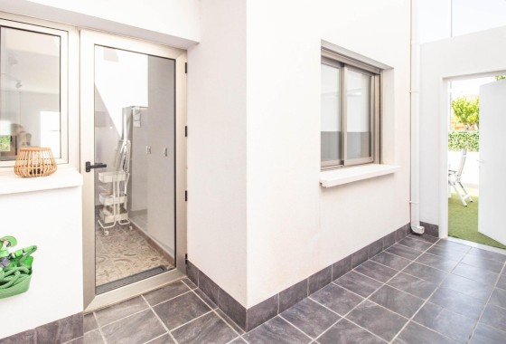 Venta - Apartamento / Piso -
Pilar de la Horadada - Torre de la Horadada