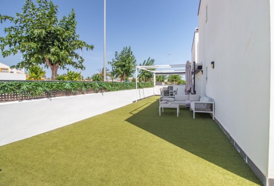 Venta - Apartamento / Piso -
Pilar de la Horadada - Torre de la Horadada