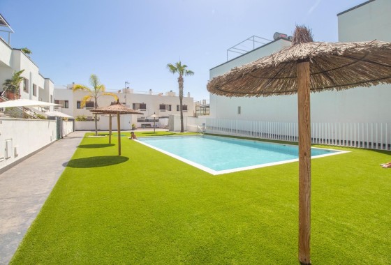 Venta - Apartamento / Piso -
Pilar de la Horadada - Torre de la Horadada