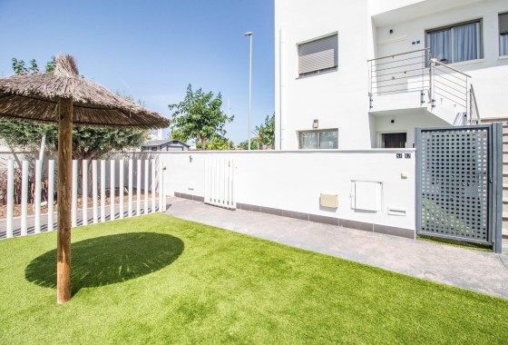 Venta - Apartamento / Piso -
Pilar de la Horadada - Torre de la Horadada
