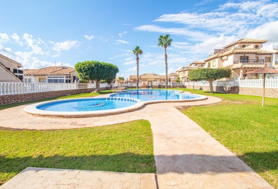 Venta - Adosado -
Orihuela Costa - La Zenia