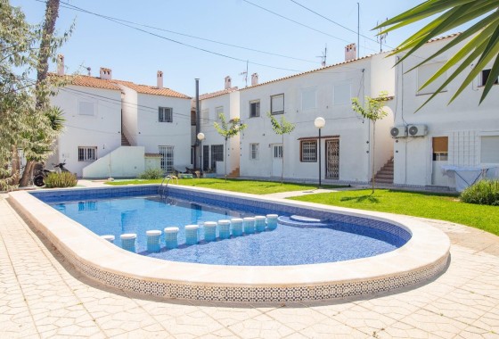 Venta - Apartamento / Piso -
Orihuela Costa - Cabo Roig