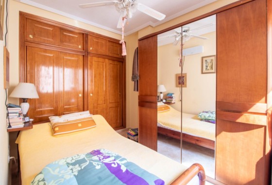 Revente - Appartement -
Torrevieja
