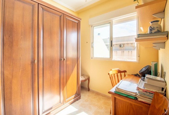 Revente - Appartement -
Torrevieja
