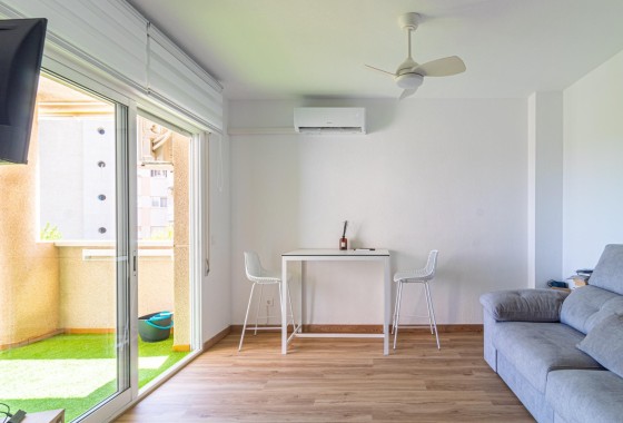 Venta - Apartamento / Piso -
Orihuela Costa - Campoamor