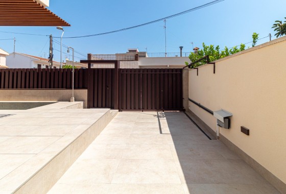 Venta - Chalet Independiente -
Santiago de la ribera - Playa de santiago de la ribera