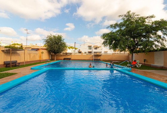 Venta - Adosado -
Orihuela Costa - La Florida