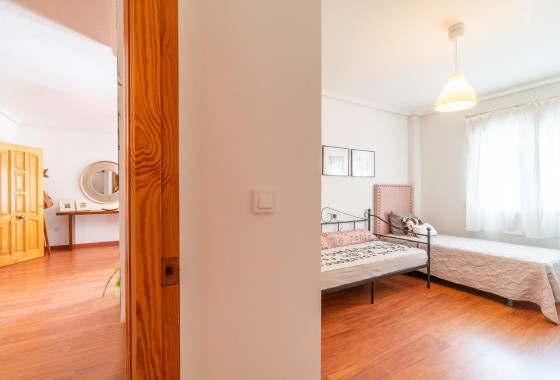 Herverkoop - Appartement / Flat -
Orihuela Costa - Playa Flamenca