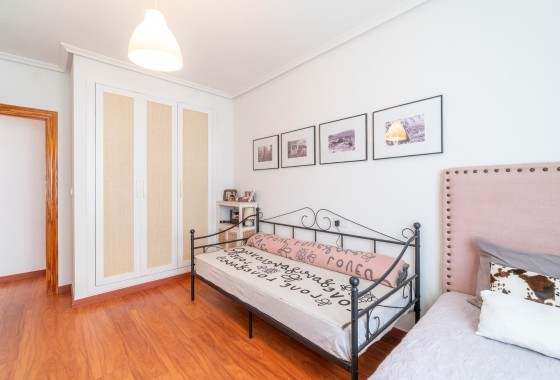 Herverkoop - Appartement / Flat -
Orihuela Costa - Playa Flamenca