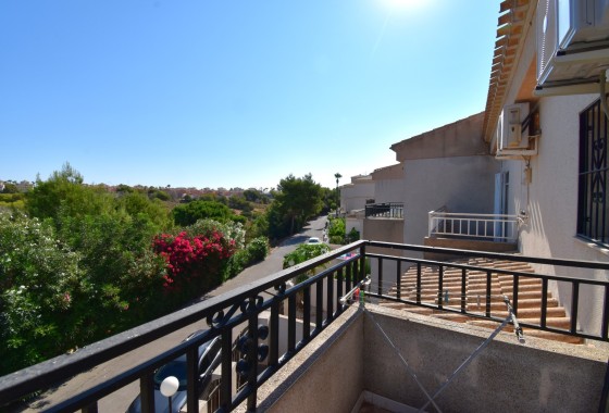 Herverkoop - Rijhuis -
Orihuela Costa - Playa Flamenca