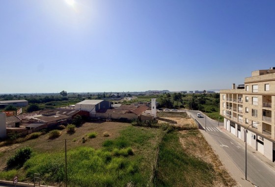 Resale - Apartment / Flat -
Albatera - Inland