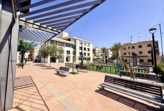 Resale - Apartment / Flat -
Albatera - Inland
