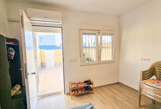 Resale - Townhouse -
Torrevieja - El Limonar