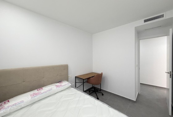 Venta - Apartamento / Piso -
Torrevieja