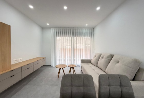 Venta - Apartamento / Piso -
Torrevieja