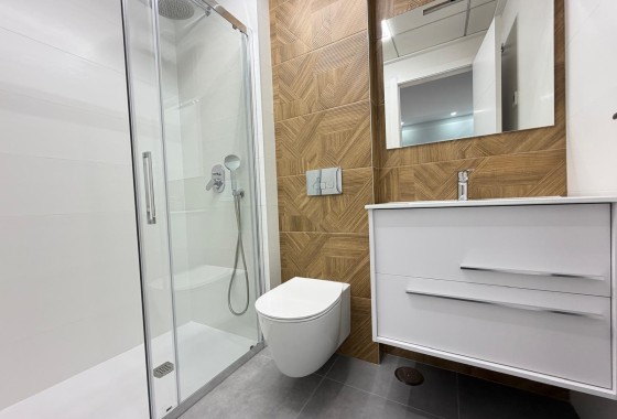 Venta - Apartamento / Piso -
Torrevieja