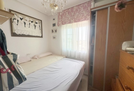 Resale - Apartment / Flat -
Torrevieja - Aguas Nuevas