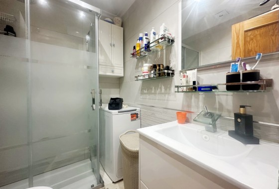 Resale - Apartment / Flat -
Torrevieja - Aguas Nuevas
