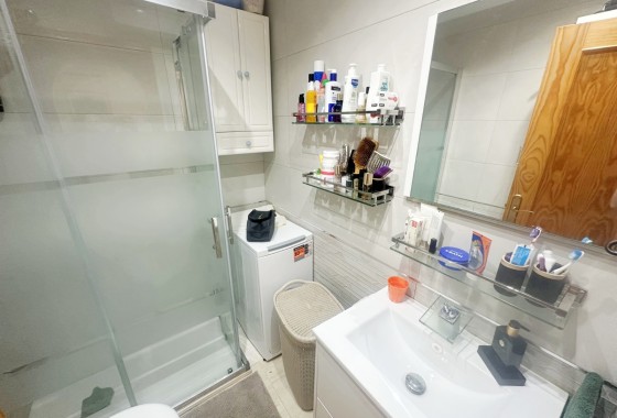 Resale - Apartment / Flat -
Torrevieja - Aguas Nuevas
