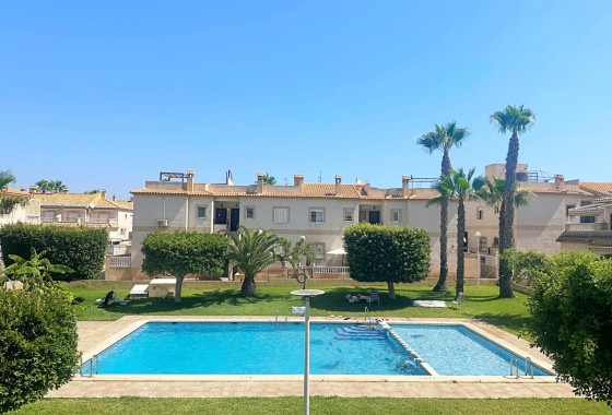 Resale - Apartment / Flat -
Torrevieja - Aguas Nuevas