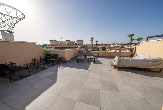 Resale - Apartment / Flat -
Mil Palmeras - Riomar