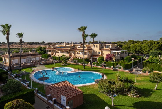 Resale - Apartment / Flat -
Mil Palmeras - Riomar