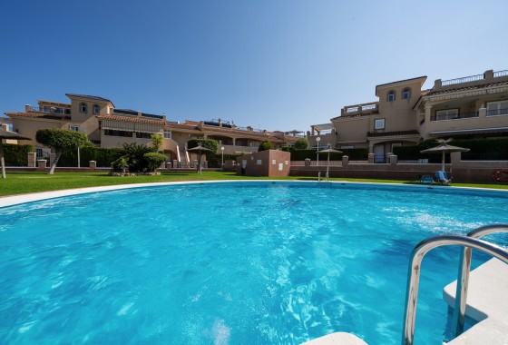 Resale - Apartment / Flat -
Mil Palmeras - Riomar