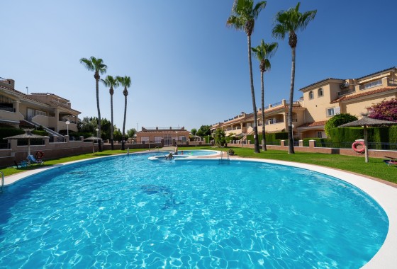 Resale - Apartment / Flat -
Mil Palmeras - Riomar
