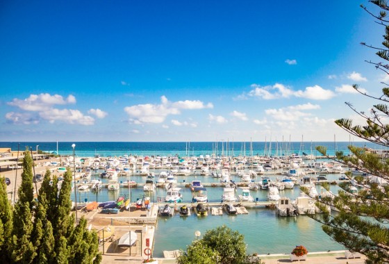 Resale - Apartment / Flat -
Mil Palmeras - Riomar