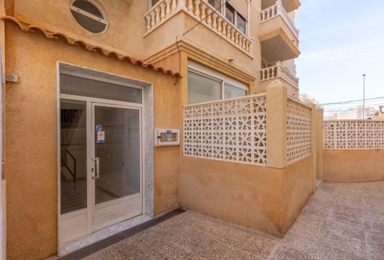 Resale - Apartment / Flat -
Torrevieja - Nueva Torrevieja