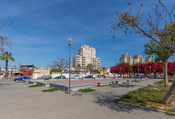 Resale - Apartment / Flat -
Torrevieja - Nueva Torrevieja