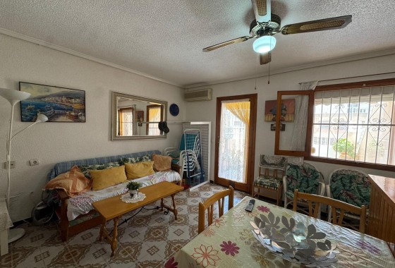 Resale - Apartment / Flat -
Torrevieja - Playa de los Naufragos