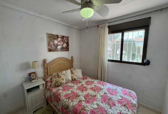 Resale - Apartment / Flat -
Torrevieja - Playa de los Naufragos