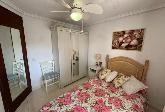 Resale - Apartment / Flat -
Torrevieja - Playa de los Naufragos