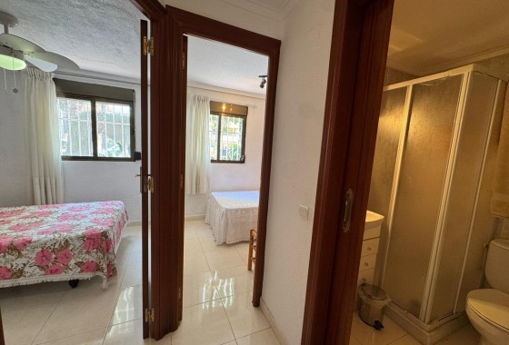 Resale - Apartment / Flat -
Torrevieja - Playa de los Naufragos