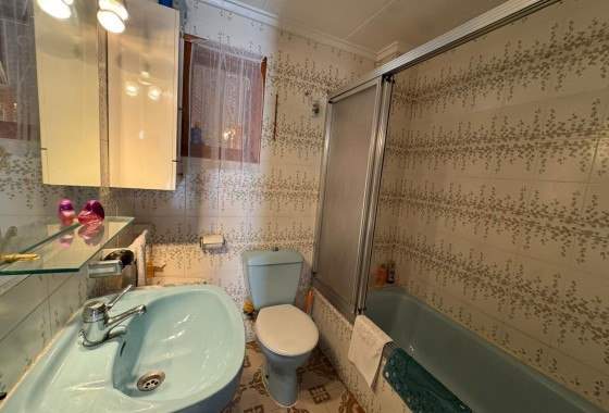 Resale - Apartment / Flat -
Torrevieja - Playa de los Naufragos