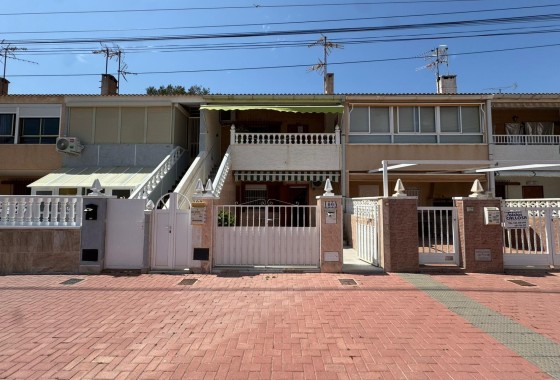 Resale - Apartment / Flat -
Torrevieja - Playa de los Naufragos