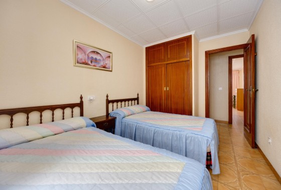 Revente - Appartement -
Torrevieja