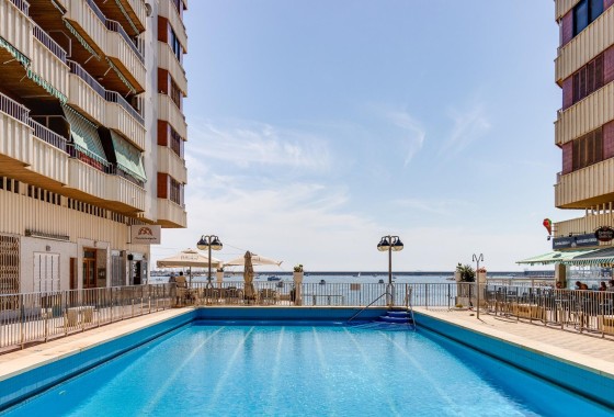 Revente - Appartement -
Torrevieja