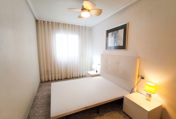 Wiederverkauf - Wohnung / Apartment -
Guardamar del Segura