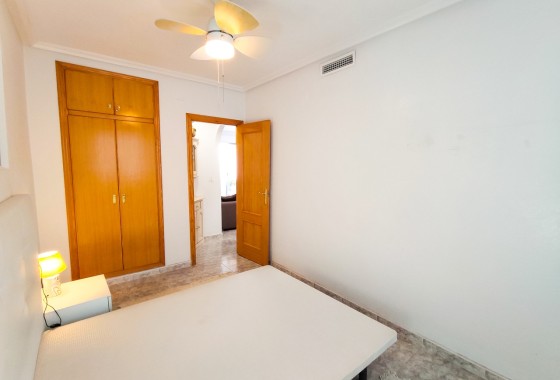 Wiederverkauf - Wohnung / Apartment -
Guardamar del Segura