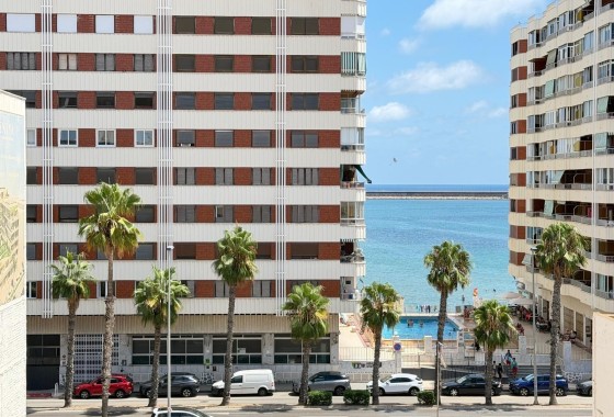 Resale - Apartment / Flat -
Torrevieja - Acequion